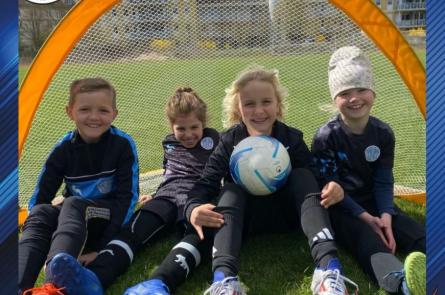 UNITED MÄDELS DER JAHRGÄNGE 2017/2018 SPIELEN FUSSBALL 3 – DIESES MAL BEIM RSV